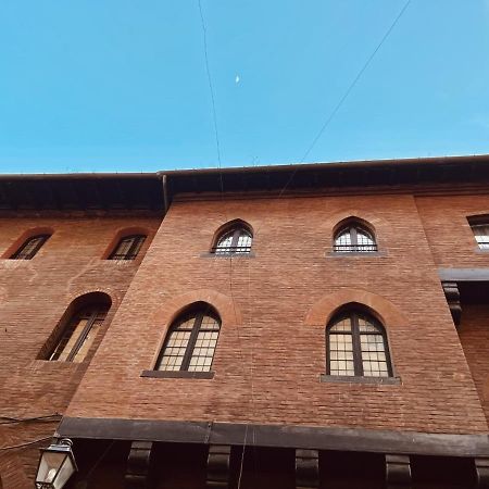 Lovely 1 Bedroom Apartment Nearby Piazza Maggiore Болоня Екстериор снимка